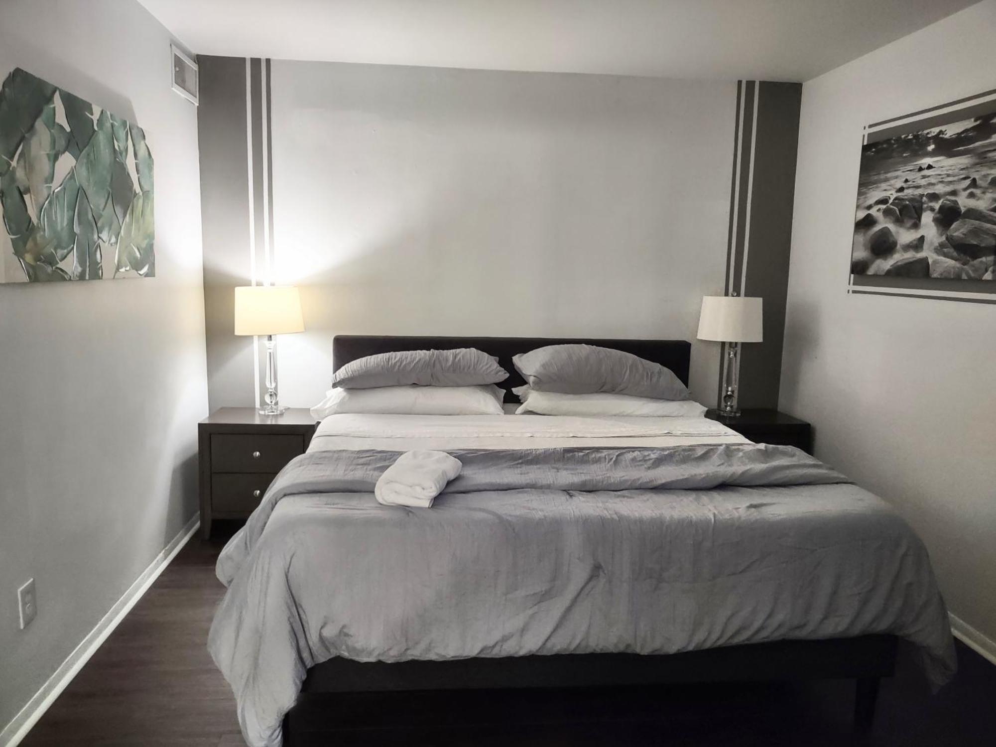 Desirable Condo In Central Raleigh Ngoại thất bức ảnh
